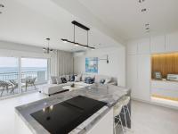 Ciel Residence - Luxury Seafront Living - B&B Peraía