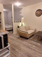 Etablissement SOMOKO Plusieurs appartements dans un seul immeuble! Idéale pour voyager ensemble en toute Indépendance - Chambres d'hôtes Épinal