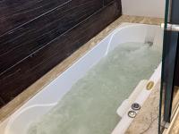 Apt Luxo 2 Quartos em Resort Beira-Lago Próx Esplanada dos Ministérios - B&B Brasília