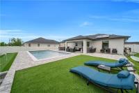 Southwest Florida Paradise - Bed and Breakfast Cape Coral