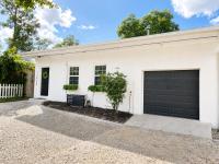 Firethorn: Summerville Cottage, Medical District - B&B Augusta