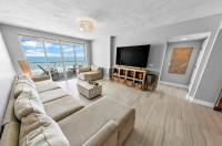 Luxury 3BR Oceanfront Penthouse with Views - B&B Port Orange