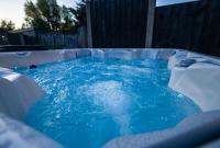 Cambridge Hot Tub Hub l Sleeps 6 l Parking l City Center - Bed and Breakfast Chesterton