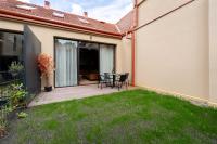 Loft with Patio & Parking - Nusle Brewery - B&B Prague