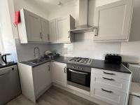 Newly refurbished 3BR - Bournemouth High Street - Beach 8 min walk - B&B Bournemouth