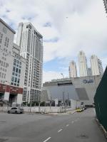 The Colony & Luxe Infinity Pool KLCC - Bed and Breakfast Kuala Lumpur