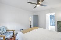 Comfy and quiet Steps to fun events downtown - B&B St. Petersburg