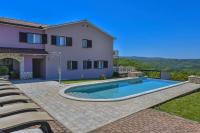 Villa Nori, a fantastic pool villa with a view - Ferienwohnung Ripenda Kras