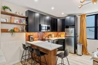 Fishtown- Projector Screen- Clean Comfy King Bed - B&B Philadelphia