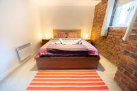 Rustic 2BR Loft Exposed Brick & Beams - Chambres d'hôtes Liverpool