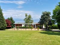 Evian villa with Lake Geneva views in 1960 mid-century modern style - Bed and Breakfast Neuvecelle