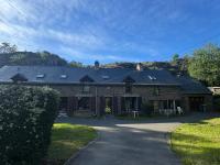Gîte de L Etunel - Charmante longère rénovée au cœur de Brocéliande - B&B Monterfil