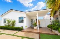 E&A SouthWest Miami Cozy 2BR Apartment with Private Parking - B&B Kendale Lakes