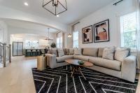 New Listing! 3BR with King Suite and Fenced in Yard - B&B Charlotte