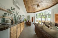 Modern, private 3-bed house in the heart of Dauin - B&B Dauin