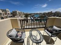 El Gouna Fanadir Marina 2-Bedroom Sleeps 4-6 Persons - Chambres d'hôtes El Gouna