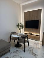 Klassisches Apartment mit 1 Schlafzimmer und Kingsize-Bett