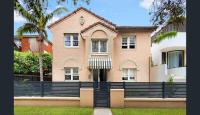 XQ Collection Jaques la Maison - B&B Sydney