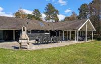 Lovely Home In Rødby With Kitchen - B&B Rødby