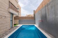 אירוח יוקרתי למשפחות עם בריכה מחוממת וגן - SINGHA Residence - B&B Eilat