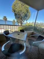 Blue Boat House View - Bed and Breakfast Perth