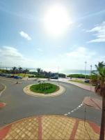 Tenbury Ocean Views l 2BR Beachfront Gem - B&B Durban