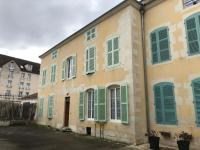 Appartement plein de charme - Centre Bar-Sur-Aube - B&B Bar-sur-Aube