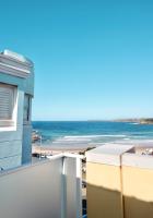 Elegant 2BR Bondi Beachfront Campbell Parade - Chambres d'hôtes Sydney