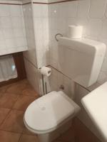 Economy Triple Room