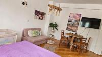 Jana's Apartment,100 meters to the lake,Free Parking - B&B Ocrida