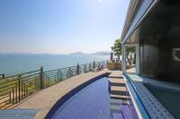 Namhae Bokkongii Seesru Ocean View Poolvilla - Chambres d'hôtes Namhae