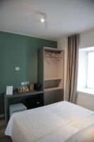 Large Single Room