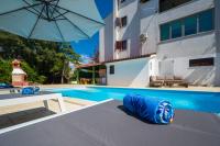 Moonvidal residence with big private swimming pool and free parking - Ferienwohnung Pula