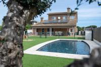 Luxury Getaway in Girona - Bed and Breakfast Riudellots de la Selva