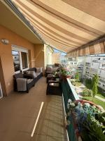 Local-Lux Premium Apartment- 2 Bedrooms Balcony -2 Private Parking - B&B Kecskemét