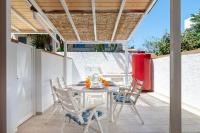 GuestHost - Comfy Flat x6 near the Sea! - B&B Messina