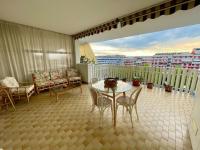 Poolside apartment with an enchanting terrace - B&B Porto Santa Margherita