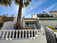 Comfortable Townhouse in Villamartín with Spacious Rooftop Terrace - B&B Orihuela Costa