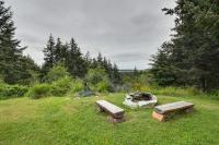 Pacific View Cottage - 100’ High w/ Ocean Views - B&B Langlois