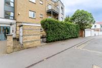 2 Bedroom Contractor and Family Apartment Hounslow - B&B Hounslow