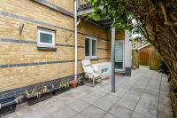 2 Bedroom Contractor and Family Apartment Hounslow - B&B Hounslow