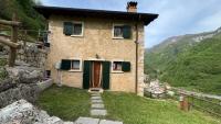 Baita Cimbra - Giazza - panorama, relax and nature - B&B Selva di Progno