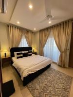 Naz Lodges RiverHills 2,Bahria Town Rwp - B&B Rawalpindi