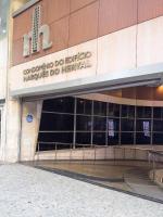 Modern design and 24-hour concierge on Rio Branco - B&B Rio de Janeiro