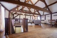 Characterful Home Steps from Cathedral - Bed and Breakfast Hereford