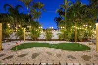 Manatee Haven Pool Games Hot Tub Firepit - B&B Bradenton
