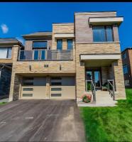 Lakeside private 1 bedroom luxury apt - Ferienwohnung Bowmanville