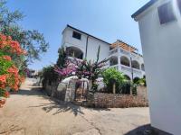Apartment in Zecevo Rogoznicko - Sibenik Riviera 35524 - Chambres d'hôtes Zečevo Rogozničko
