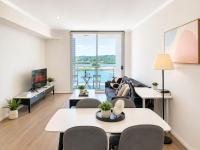Rhodes 2BR with Water View & Parking - B&B Sydney