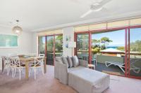 Fathoms 8 - 2BR beach resort apartment - Ferienwohnung Mollymook